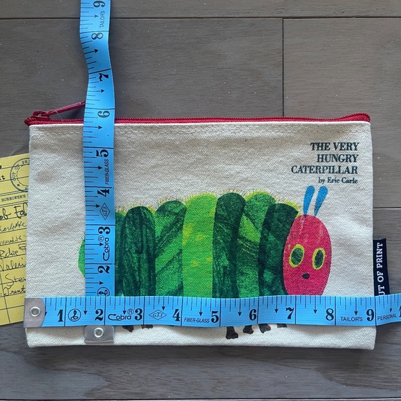 NWT The Very Hungry Caterpillar Canvas Pouch + 6 yummy skincare/haircare samples - Picture 7 of 7